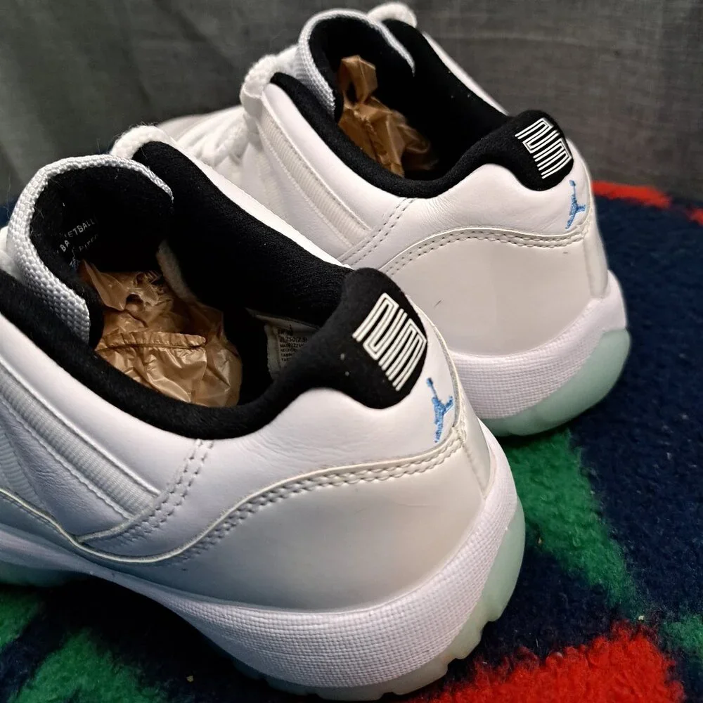 %Nike Air Jordan 11 Retro Low Legend Blue Size 7Y / AJ14